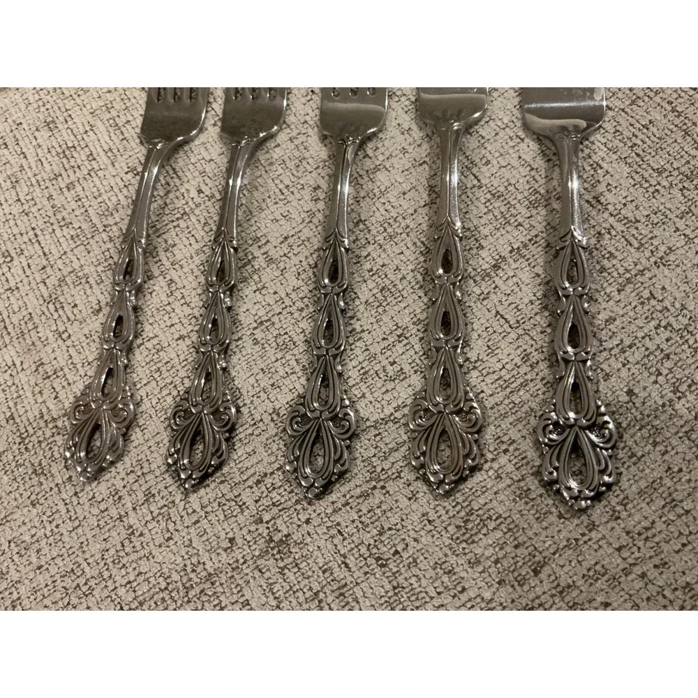 Oneida Community Venetian Court Stainless Steel Fork Set of 5 Pierced Filigree